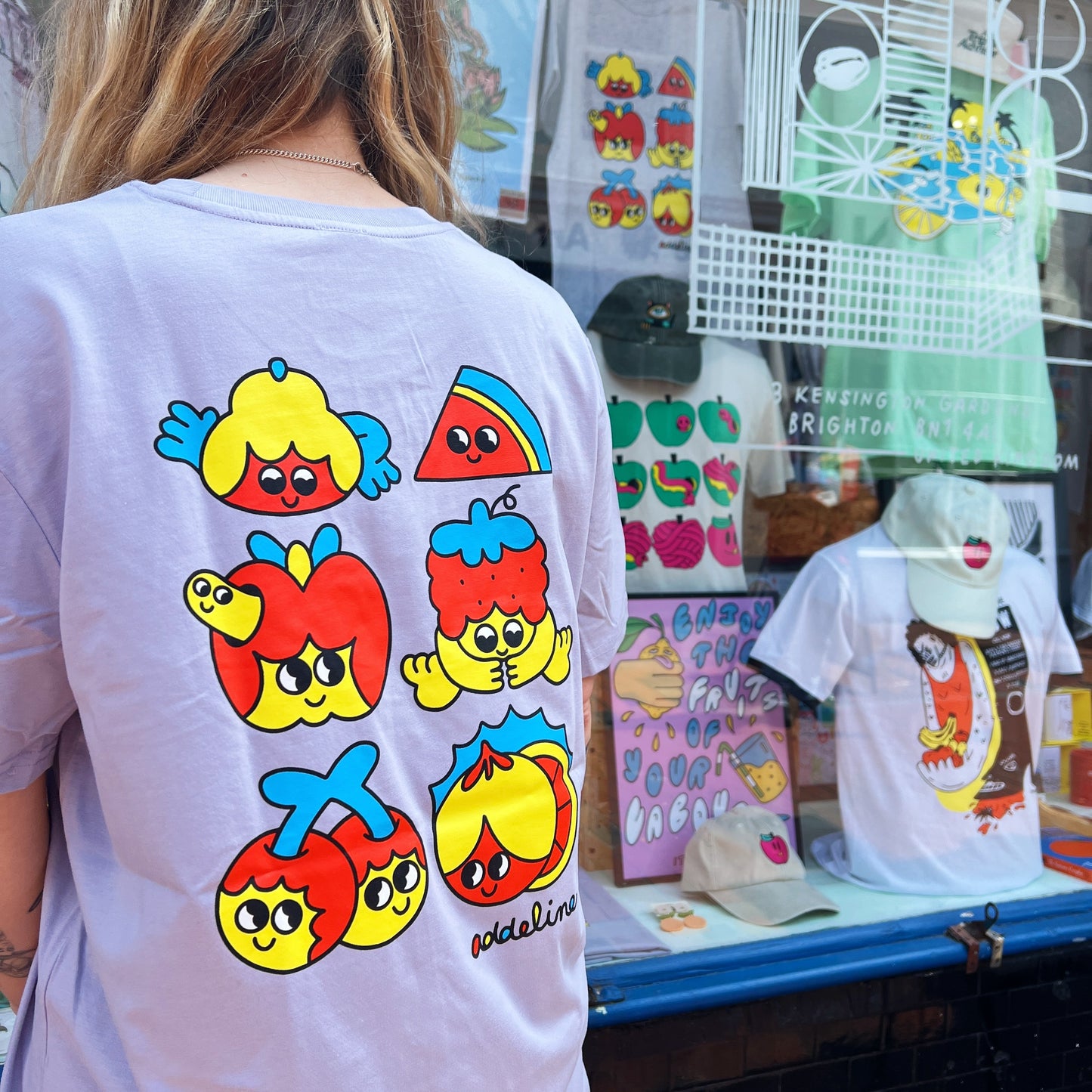 CUTE FRUIT Peche Tee by FS x BURGER BABIE